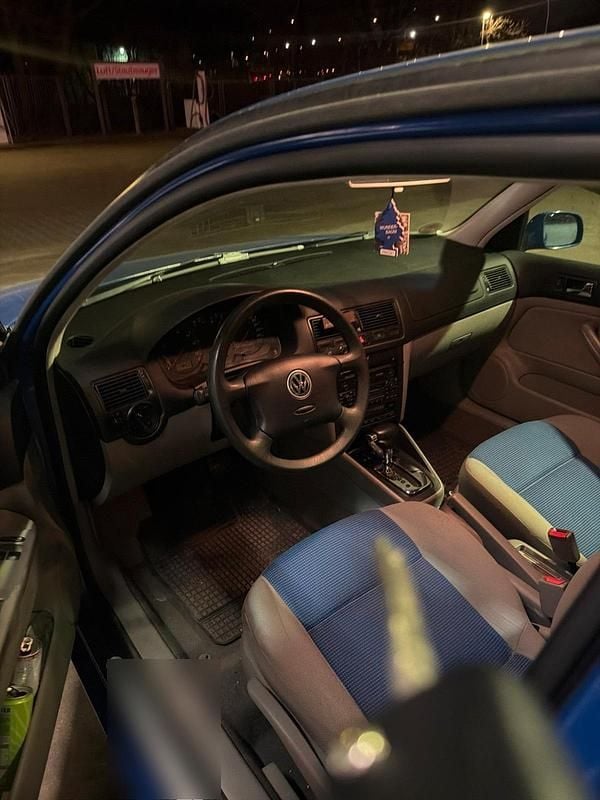 Gebraucht VW Golf IV 102 PS (75 kW) 2000 Blau Kleinwagen