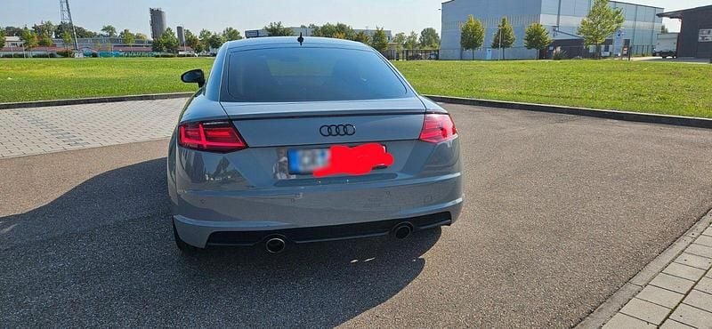 Używany Audi TT Sport 230 KM (169 kW) 2017 Szary Coupe