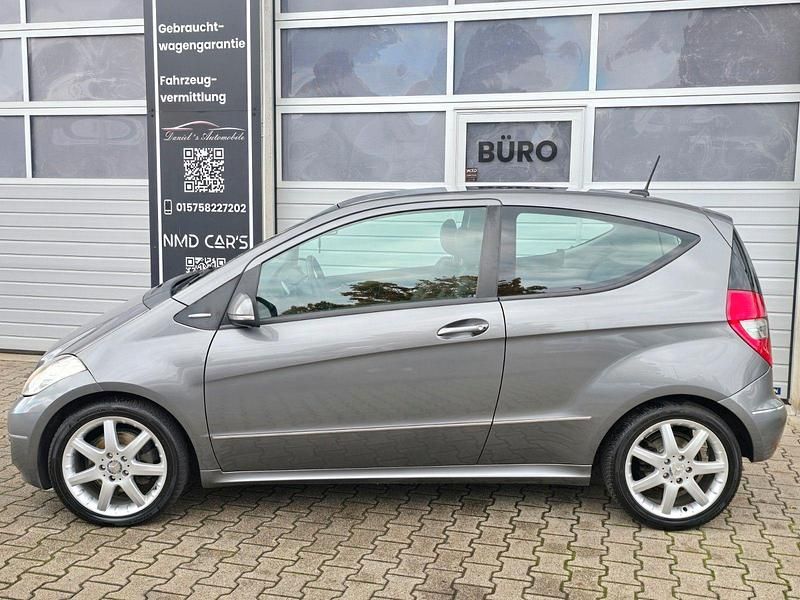 Gebraucht Mercedes A200 193 PS (141 kW) 2009 Grau Limousine