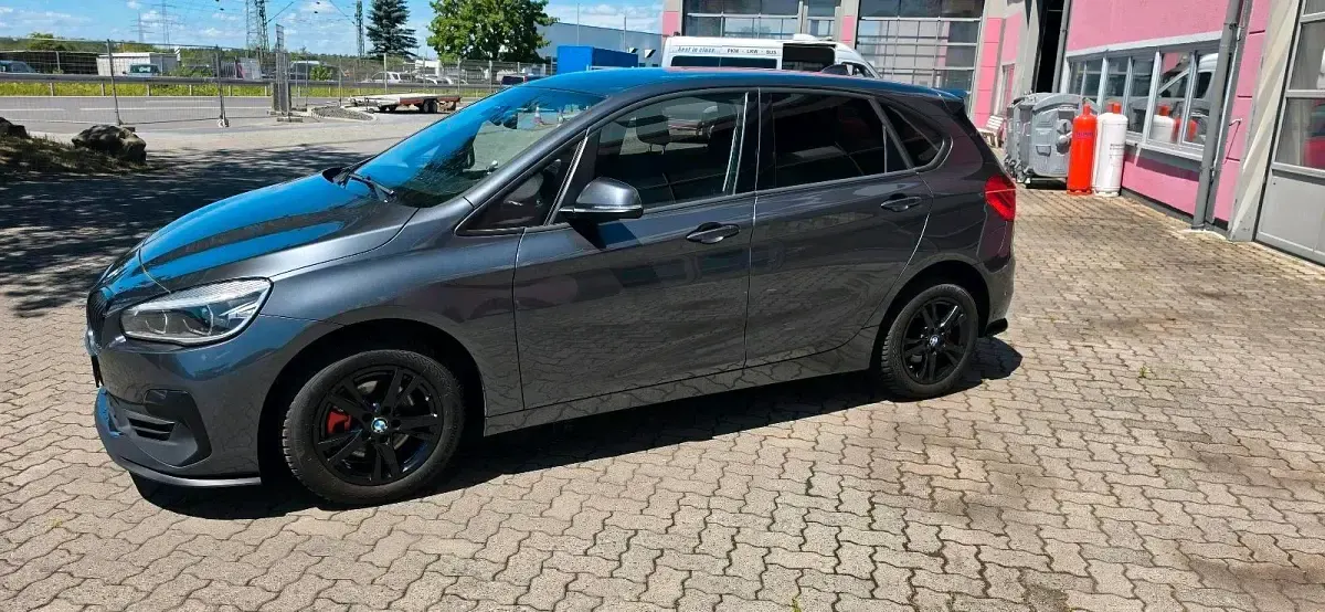 Gebraucht BMW 216 116 PS (85 kW) 2018 Grau Kombi