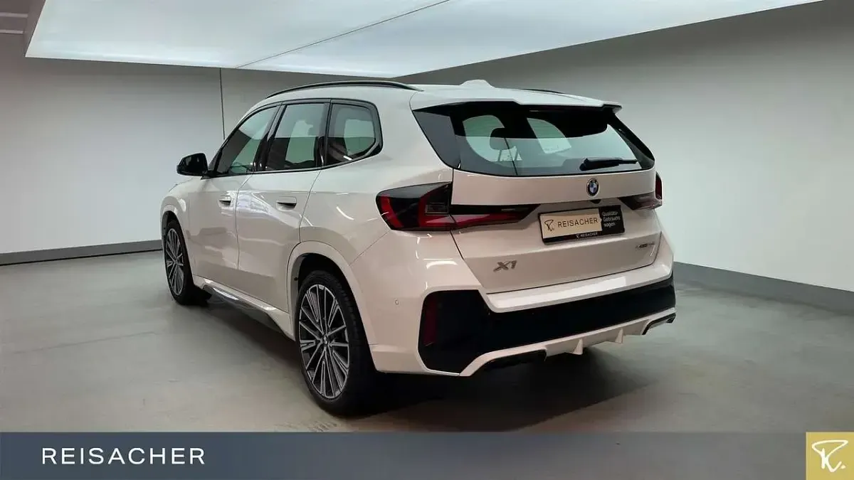 Gebraucht BMW X1 M Sport 218 PS (160 kW) 2025 Alpinweiß uni SUV