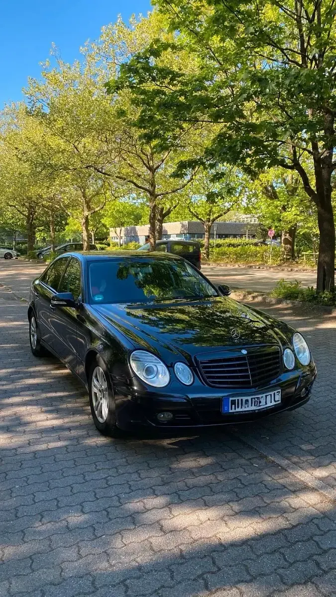 Gebraucht Mercedes E280 190 PS (139 kW) 2007 Limousine