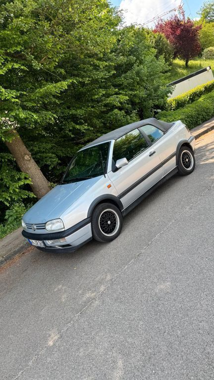 Silber Gebraucht 1994 VW Golf Cabriolet Cabrio | 4.000 € - Bild 1/4