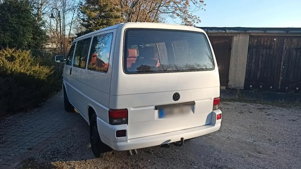 Gebraucht VW Multivan 90 PS (66 kW) 1997 Weiß Van / Kleinbus