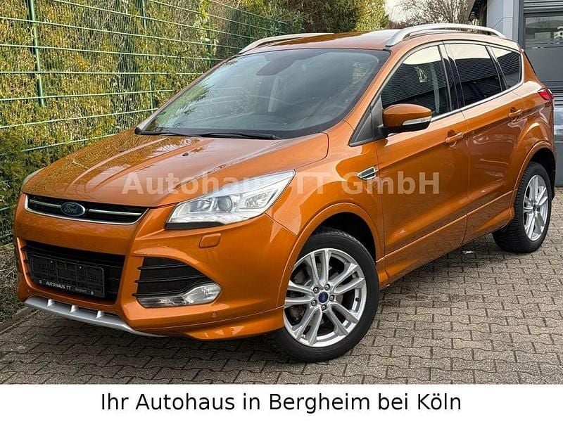 Gebraucht Ford Kuga Individual 150 PS (110 kW) 2016 Gold SUV