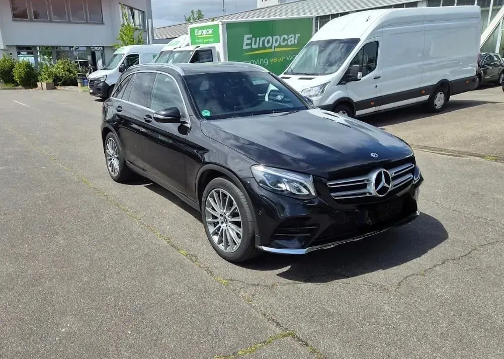 Gebraucht Mercedes GLC250 211 PS (155 kW) 2018 Schwarz SUV