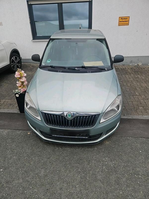 Gebraucht 2010 Skoda Fabia Kleinwagen | 2.100 € (Guter Preis) - Bild 1/4