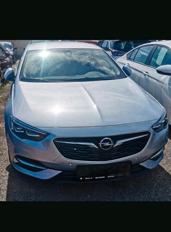 Grau Gebraucht 2017 Opel Insignia Sport Limousine | 10.200 € (Guter Preis) - Bild 1/4