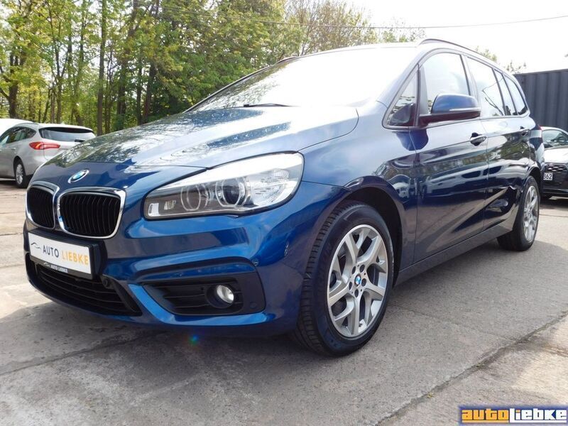 Mediterranblau Gebraucht 2016 BMW 220 Sport Line Kombi | 11.990 € (Guter Preis) - Bild 1/4