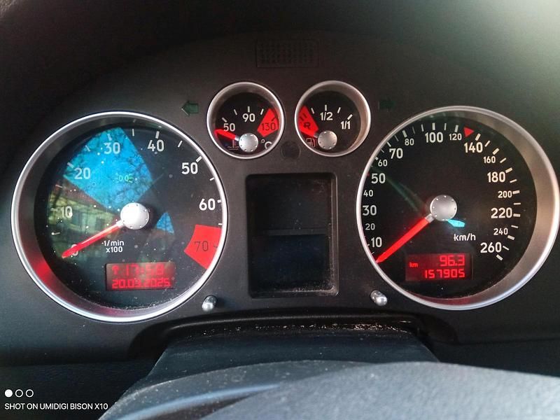 Gebraucht Audi TT 180 PS (132 kW) 2001 Silber Coupé