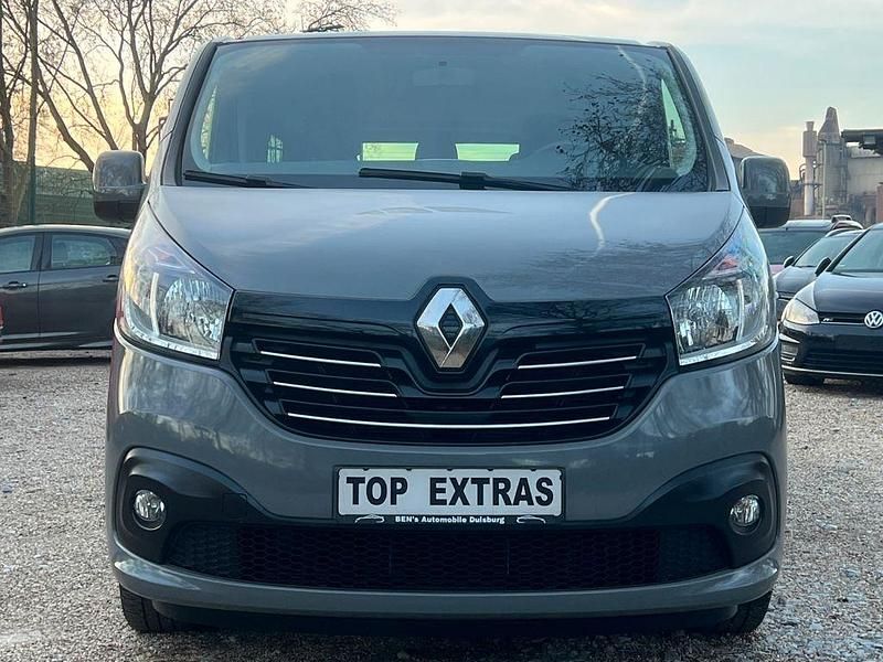 Gebraucht Renault Trafic 145 PS (106 kW) 2018 Grau Van / Kleinbus