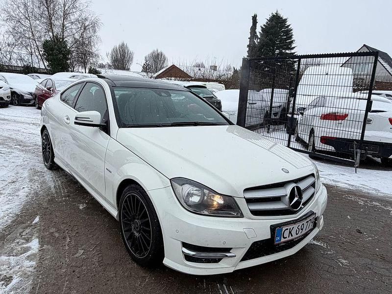Gebraucht Mercedes C180 AMG 156 PS (114 kW) 2011 Weiß Coupé