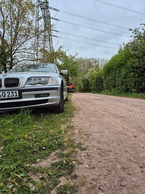 Gebraucht BMW 320 150 PS (110 kW) 1999 Silber Limousine