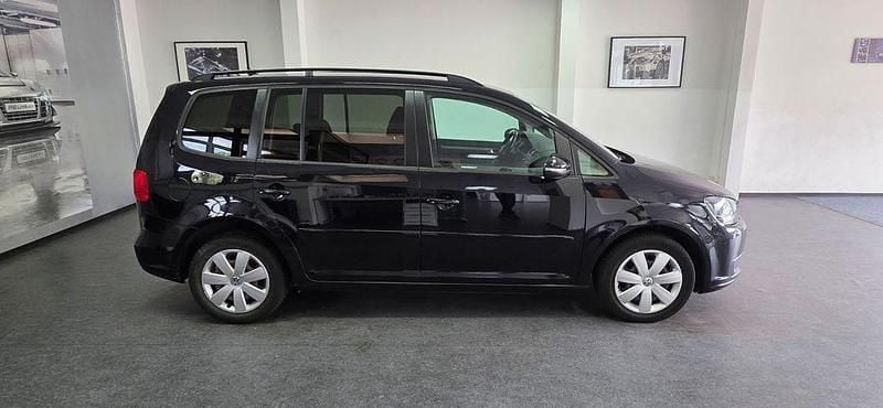 Schwarz Gebraucht 2012 VW Touran Comfortline Van / Kleinbus | 5.990 € (Guter Preis) - Bild 1/4