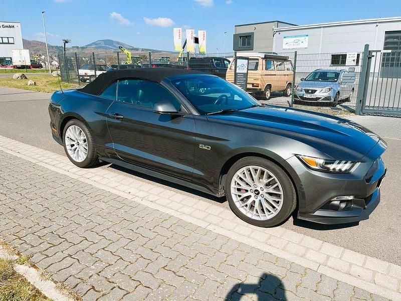 Gebraucht Ford Mustang GT 421 PS (309 kW) 2016 Grau Cabrio