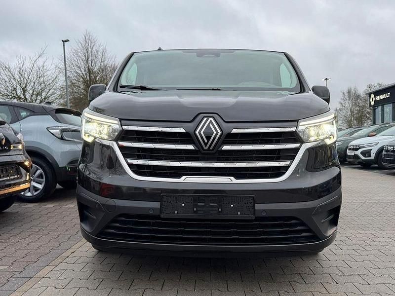 Gebraucht Renault Trafic 150 PS (110 kW) 2024 Schwarz Van / Kleinbus