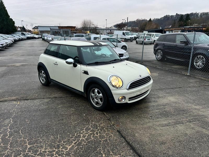 Gebraucht Mini Cooper Coupé 95 PS (69 kW) 2009 Weiß Coupé