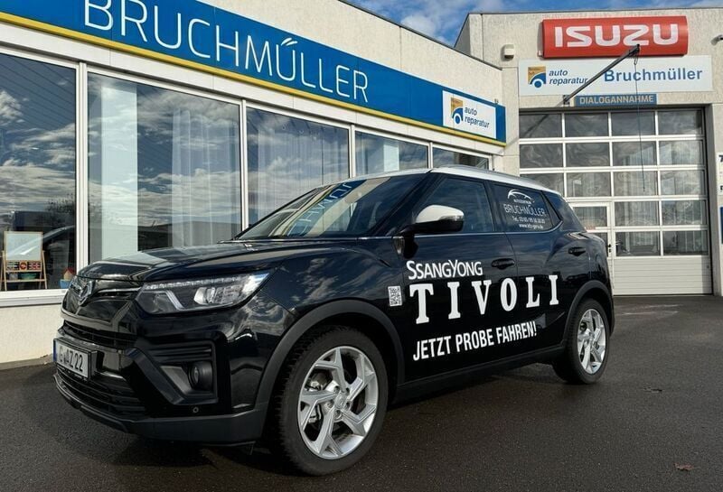 Schwarz Gebraucht 2024 Ssangyong (KGM) Tivoli SUV | 17.600 € - Bild 1/4