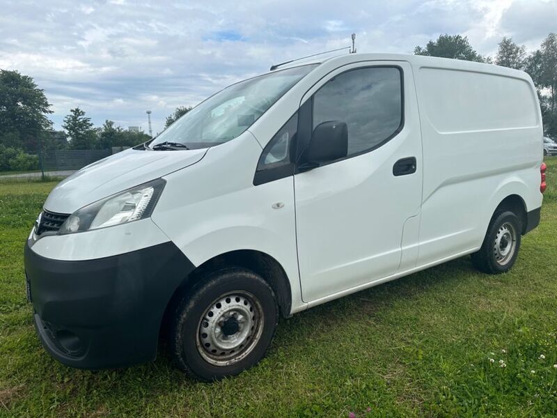 Weiß Gebraucht 2013 Nissan NV200 Van | 4.000 € (Superpreis) - Bild 1/4