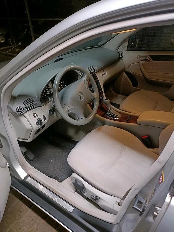 Gebraucht Mercedes C200 163 PS (119 kW) 2005 Silber Limousine