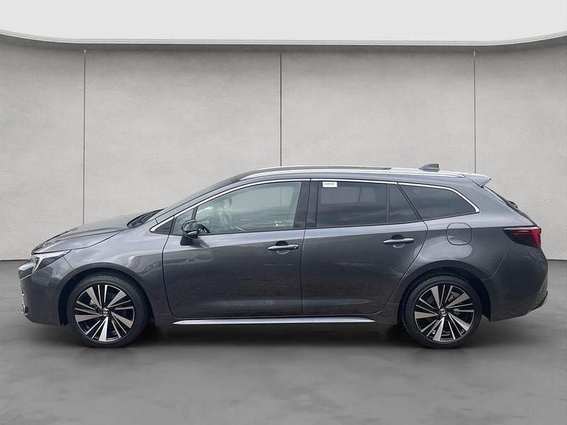 Gebraucht Toyota Corolla 98 PS (72 kW) 2025 Grau Kombi