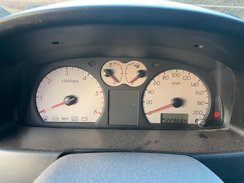 Gebraucht Hyundai Terracan 163 PS (119 kW) 2006 Grau SUV