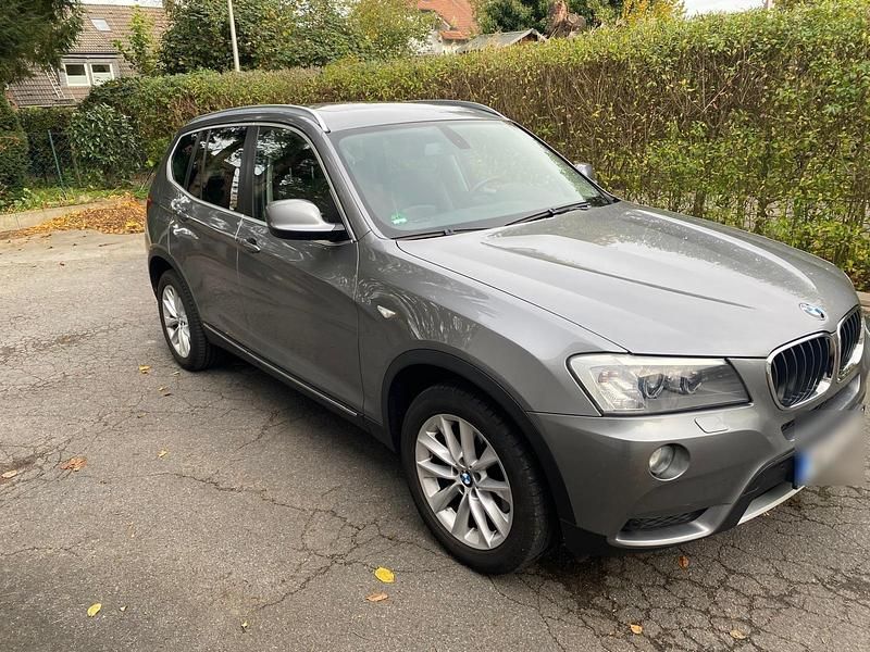Gebraucht BMW X3 135 PS (99 kW) 2011 Grau SUV