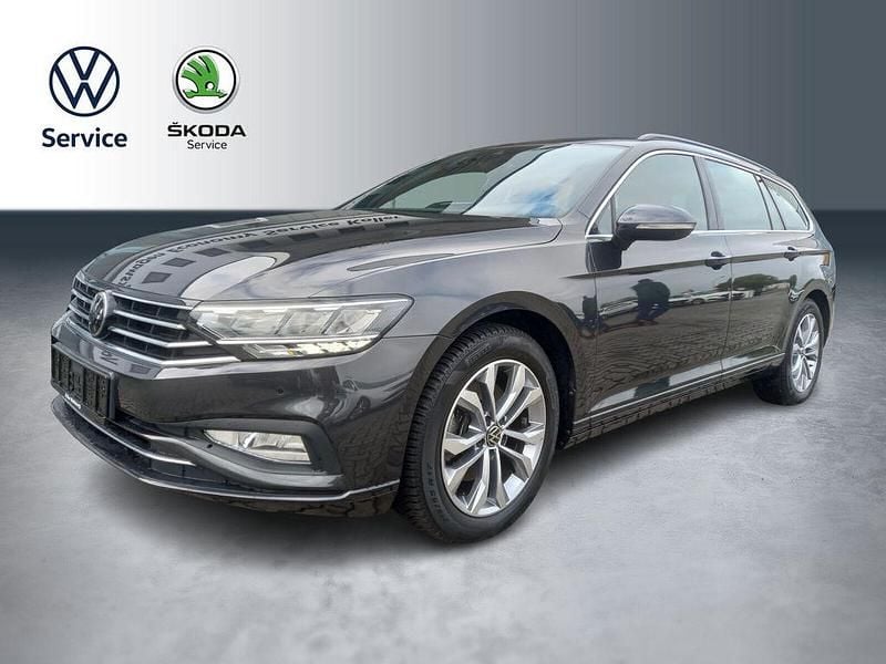 Grau Gebraucht 2022 VW Passat Business Kombi | 27.770 € (Guter Preis) - Bild 1/4