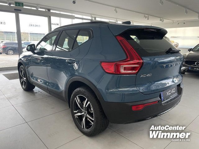 Gebraucht Volvo XC40 Plus 197 PS (144 kW) 2023 Farbe: blau SUV