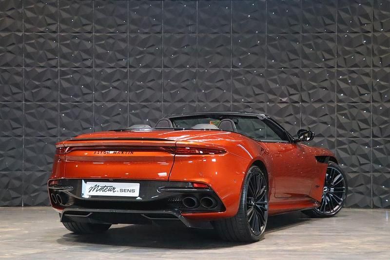 Gebraucht Aston Martin DBS 725 PS (533 kW) 2020 Orange Cabrio