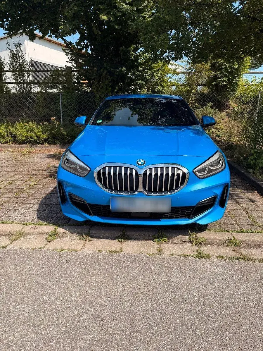 Gebraucht BMW 118 M Sport 140 PS (102 kW) 2020 Blau Limousine