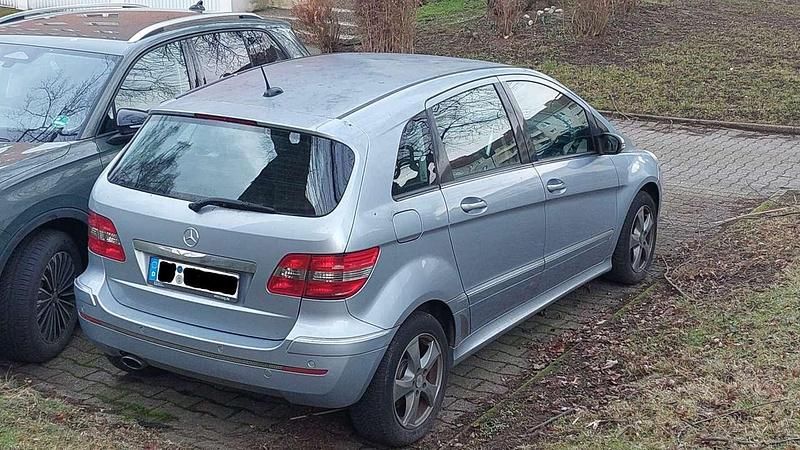 Gebraucht Mercedes B150 95 PS (69 kW) 2007 Van / Kleinbus