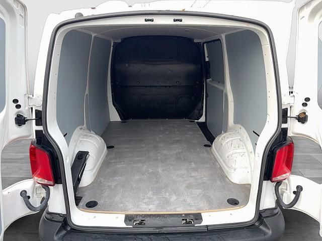 Gebraucht VW T6.1 110 PS (80 kW) 2023 Candyweiß Van