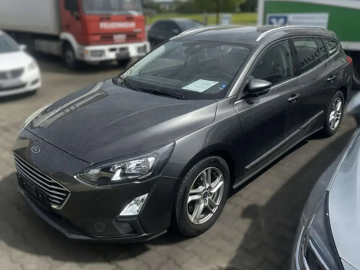 Gebraucht Ford Focus Cool & Connect 120 PS (88 kW) 2020 Grau Kombi