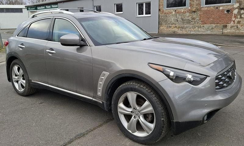 Grau Gebraucht 2009 Infiniti Fx35 SUV | 4.300 € - Bild 1/4
