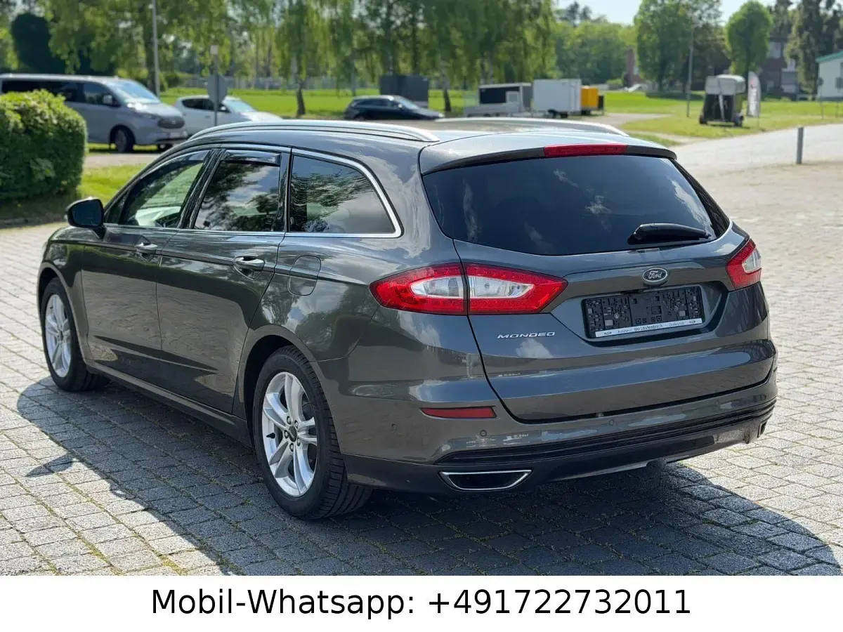 Usado Ford Mondeo Titanium 179 CV (131 kW) 2017 Gris Familiar