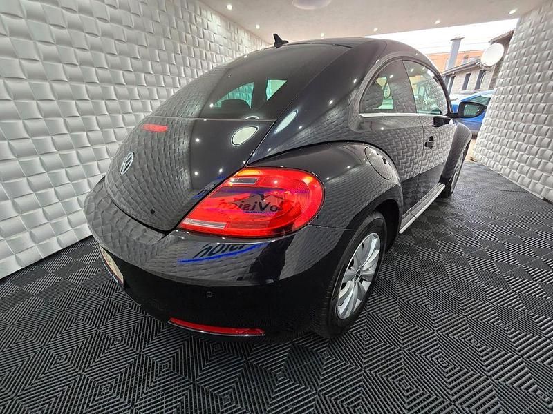 Gebraucht VW Beetle Design 105 PS (77 kW) 2012 Schwarz Kleinwagen