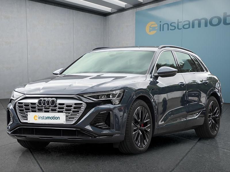 Blau Gebraucht 2024 Audi Q8 e-tron S-Line SUV | 63.799 € (Fairer Preis) - Bild 1/4