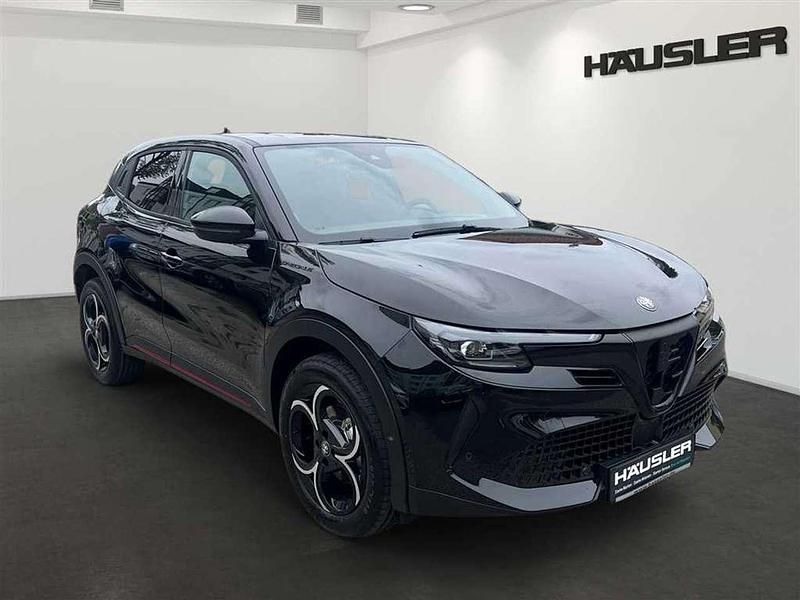 Gebraucht Alfa Romeo GT Junior Edizione Speciale 145 PS (106 kW) 2025 Nero tortona SUV