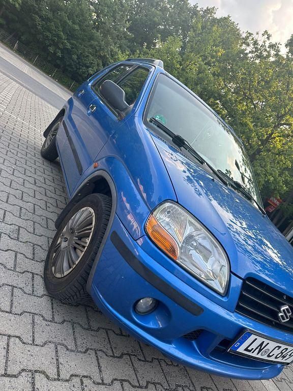 Usata Suzuki Ignis 83 CV (61 kW) 2002 Blu Utilitaria