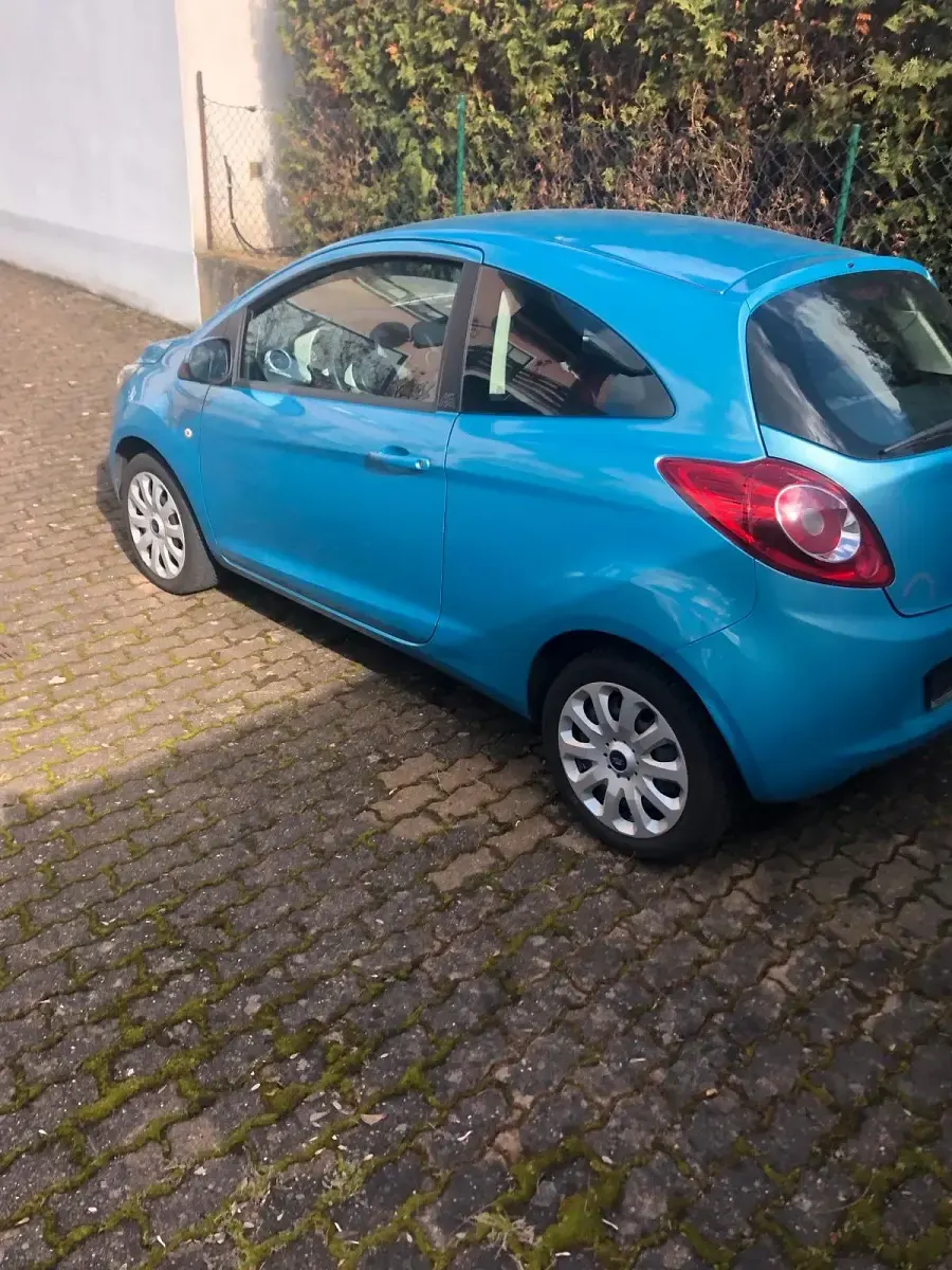 Gebraucht Ford Ka 69 PS (50 kW) 2010 Blau Kleinwagen