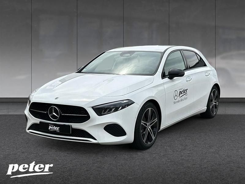 Gebraucht Mercedes A180 Progressive 136 PS (100 kW) 2025 Unilack polarweiß Limousine