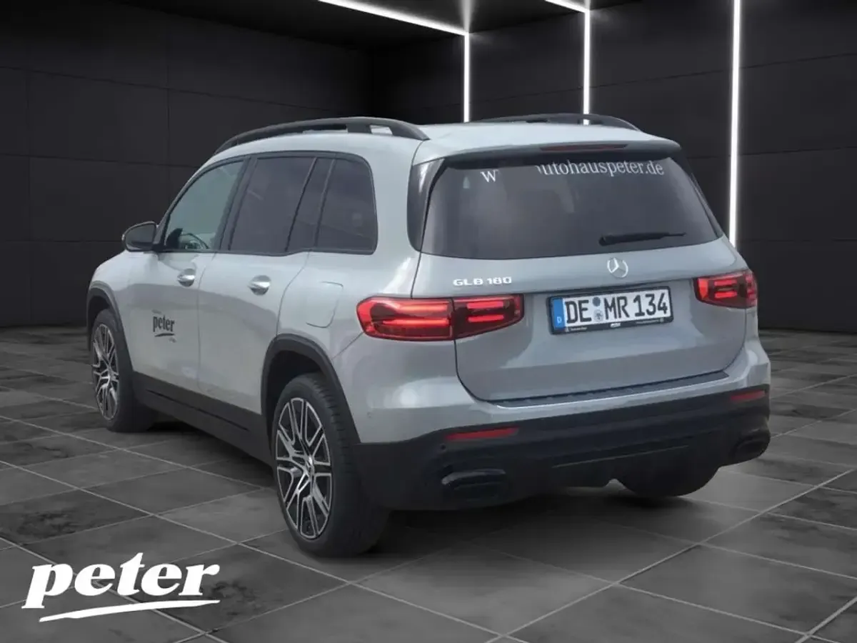 Gebraucht Mercedes GLB180 AMG 136 PS (100 kW) 2025 Manufaktur lack manufaktur alp SUV