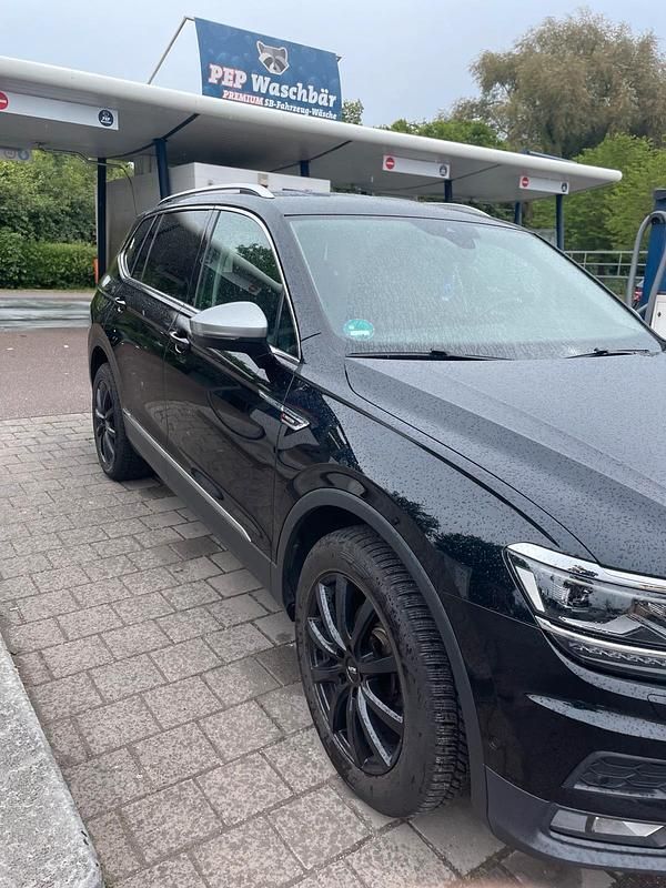 Gebraucht VW Tiguan Allspace 150 PS (110 kW) 2018 Schwarz SUV