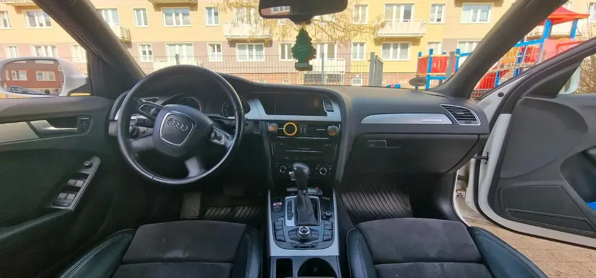 Gebraucht Audi A4 239 PS (175 kW) 2011 Kombi