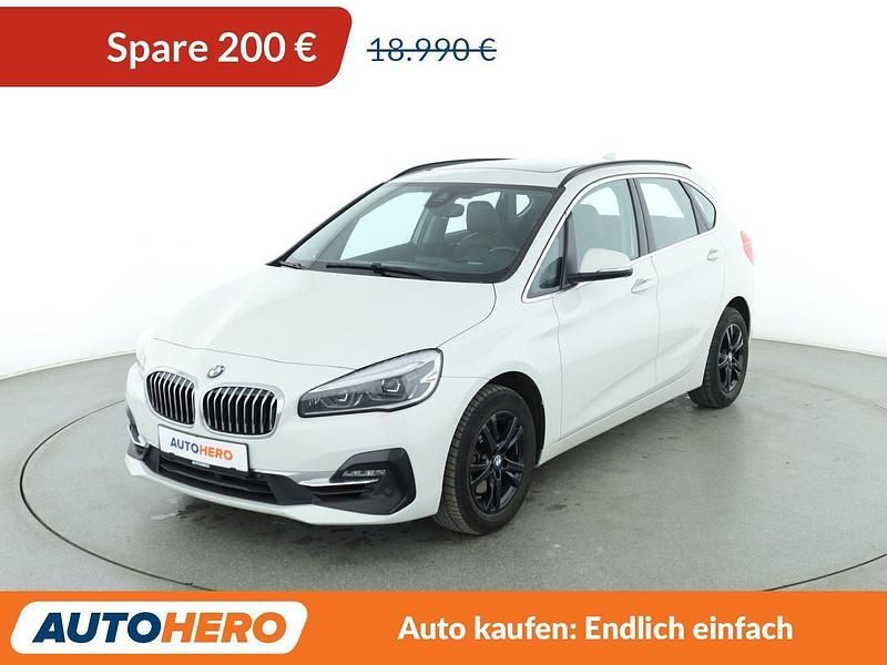 Weiß Gebraucht 2019 BMW 218 Active Tourer Luxury Line Van / Kleinbus | 18.790 € (Fairer Preis) - Bild 1/3