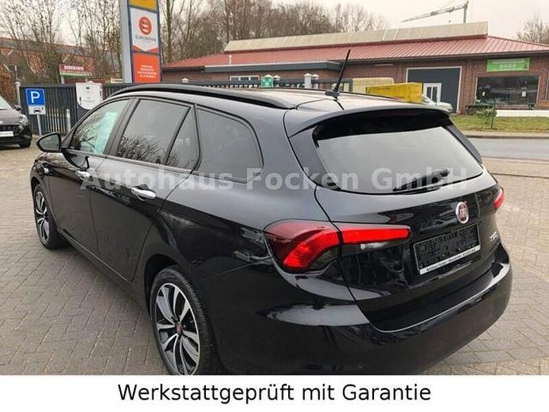 Gebraucht Fiat Tipo Lounge 120 PS (88 kW) 2021 Schwarz Kombi