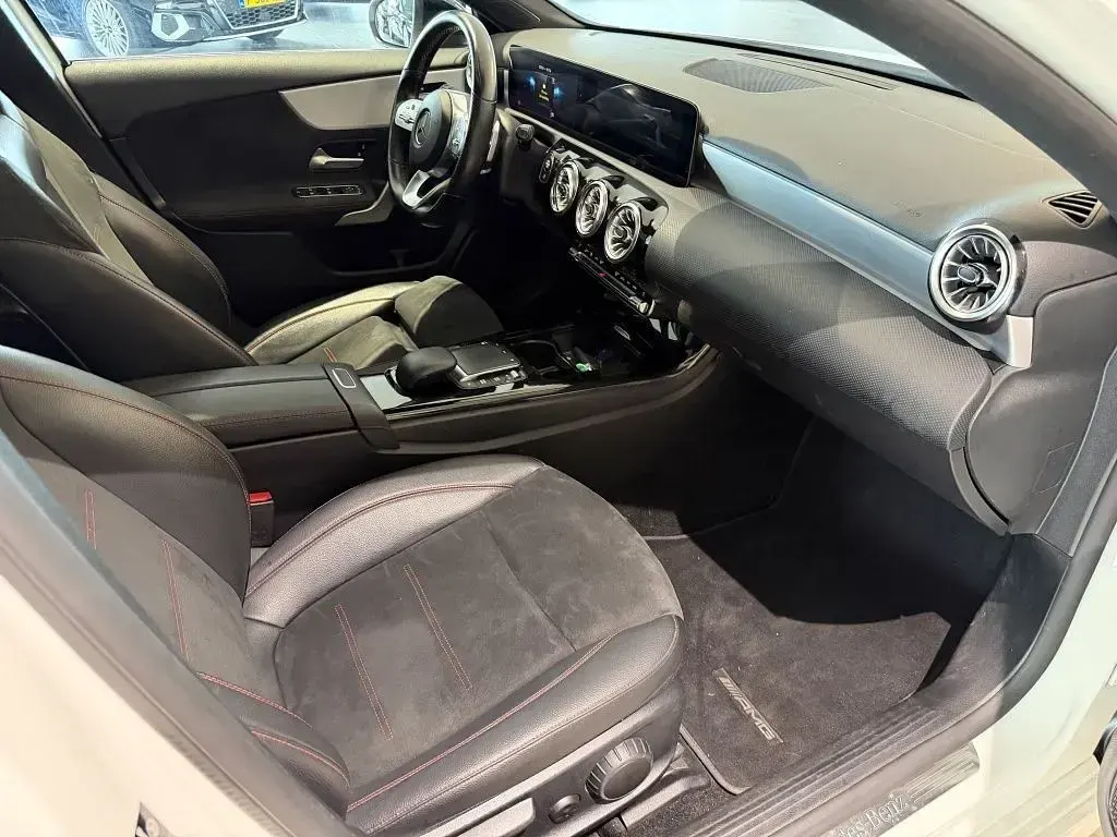 Gebraucht Mercedes A180 Business 136 PS (100 kW) 2022 Weiß Limousine