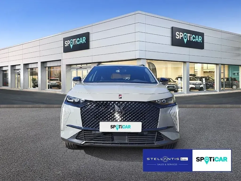 Gebraucht DS Automobiles DS7 Crossback Performance 131 PS (96 kW) 2024 Grau SUV