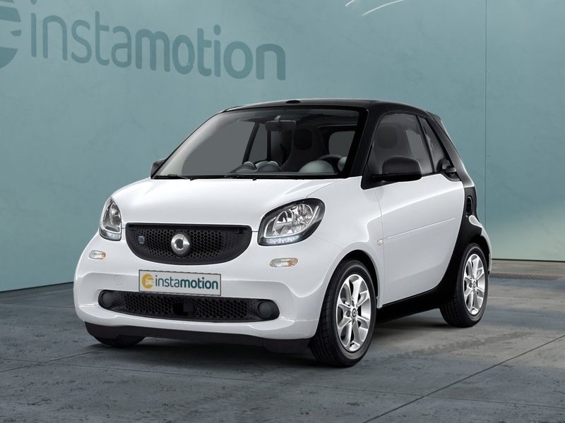 Weiß Gebraucht 2018 Smart ForTwo Electric Drive Cabrio | 11.187 € (Teuer) - Bild 1/3